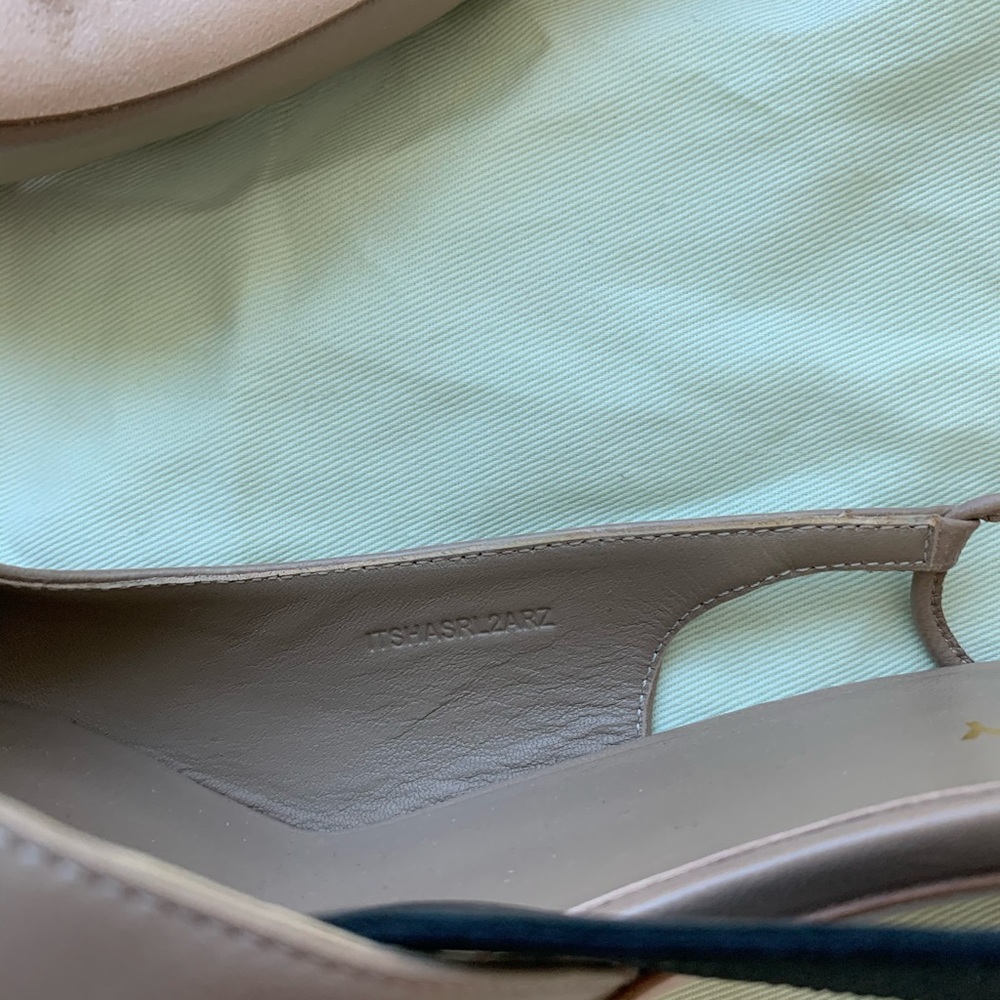 Burberry leather authentic pumps - Picture 6 of 6